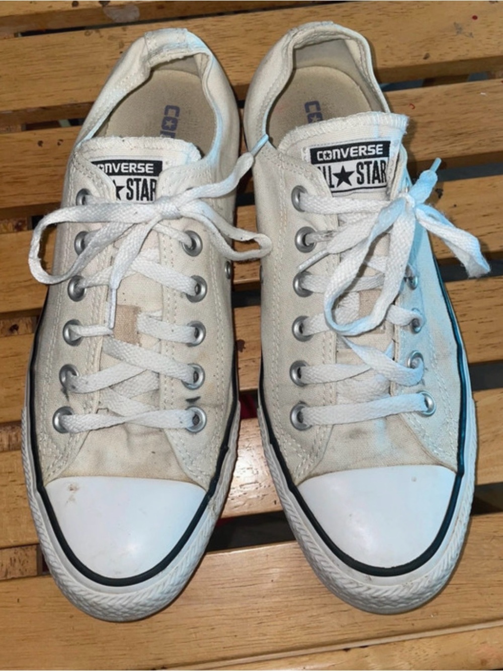 Converse womens White Low-Top Canvas Sneakers